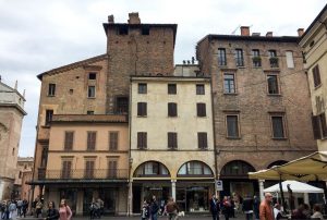 Piazza delle Erbe mantova