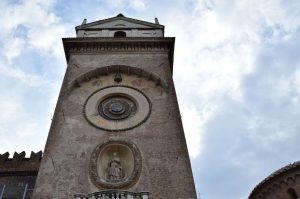 La torre dellOrologio a Mantova