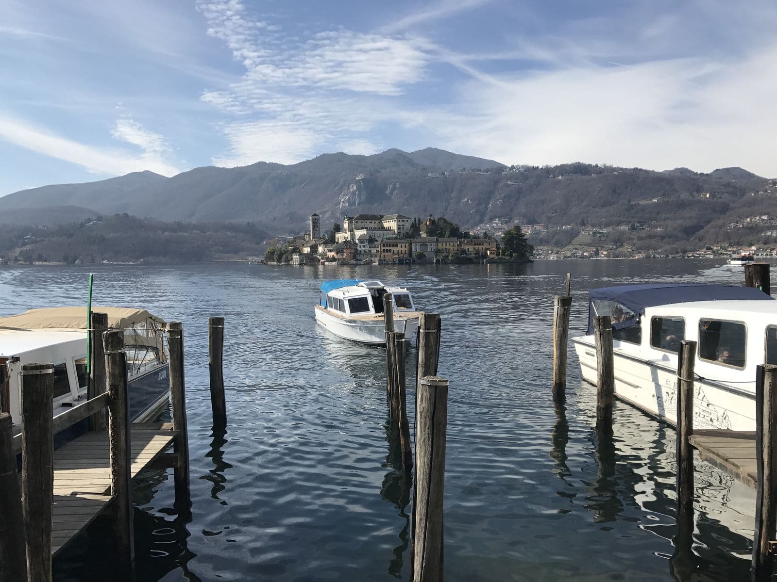 I battelli per l'Isola di San Giulio