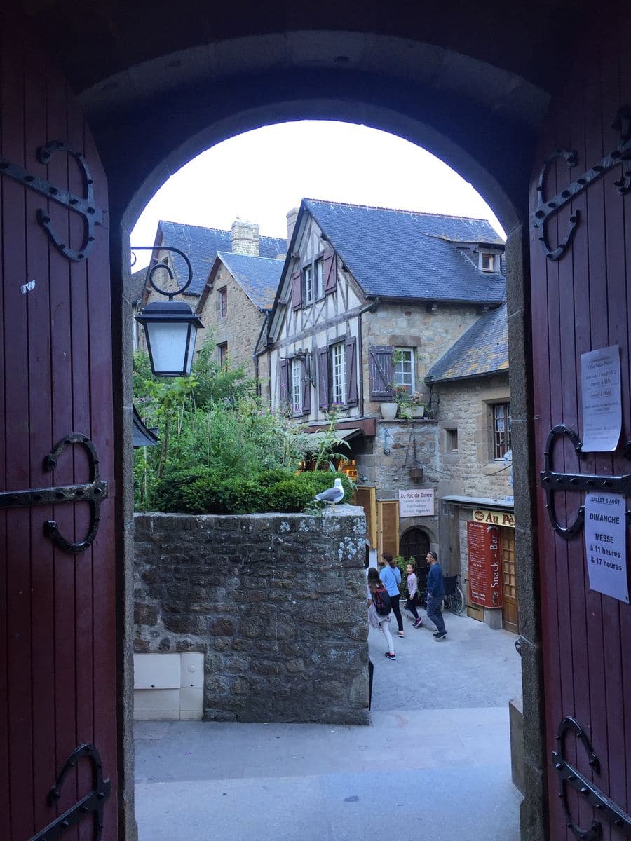 Il borgo di Mont Saint Michel