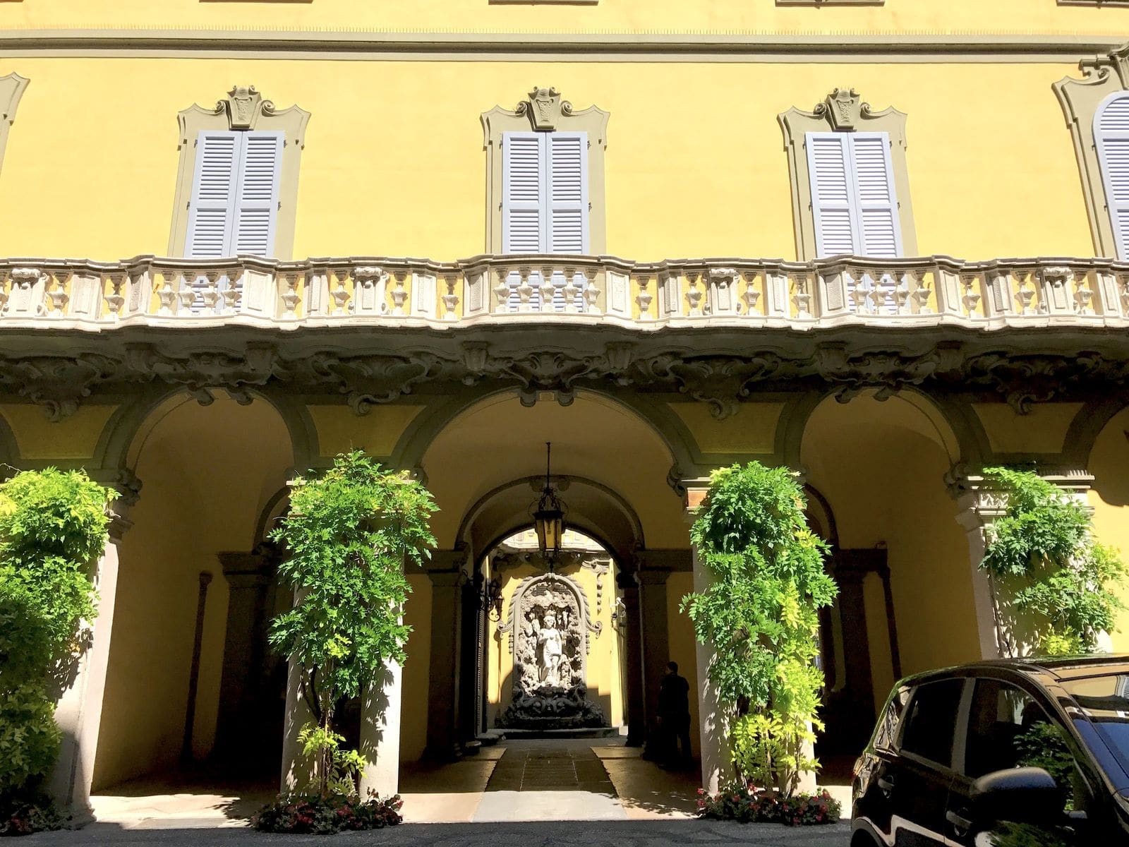 La corte interna di Palazzo Visconti