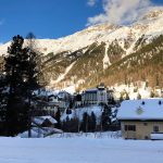 Treno del Bernina: vista su Pontresina e sui suoi hotel