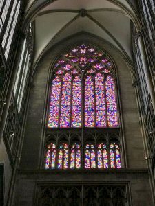 La vetrata della Cattedrale di Colonia realizzata da Gerhard Richter
