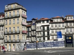 Gli edifici della Ribeira Porto