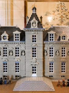 Il castello di Moulinsart realizzato con i Lego