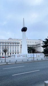 Il memoriale ai caduti della rivoluzione di Bucarest