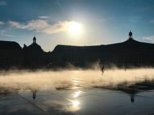 Le Miroir-d-eau a Bordeaux