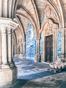 Gli Azulejos del chiostro della Cattedrale di Porto