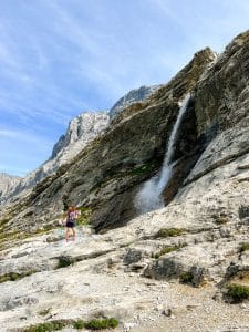 Una cascata lungo l'Eiger trail
