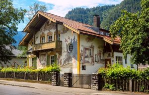 Una casa affrescata di Oberammergau. Ph. Igor Levitskiy