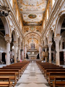 L'interno della Cattedrale di Matera
