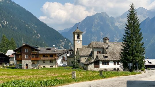 Macugnaga Cosa Vedere Nel Borgo Walser Ai Piedi Del Monte Rosa Ti Chiamo Quando Torno