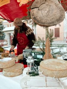 I formaggi dell'Alpe Veglia ai Mercatini di Natale di Santa Maria Maggiore
