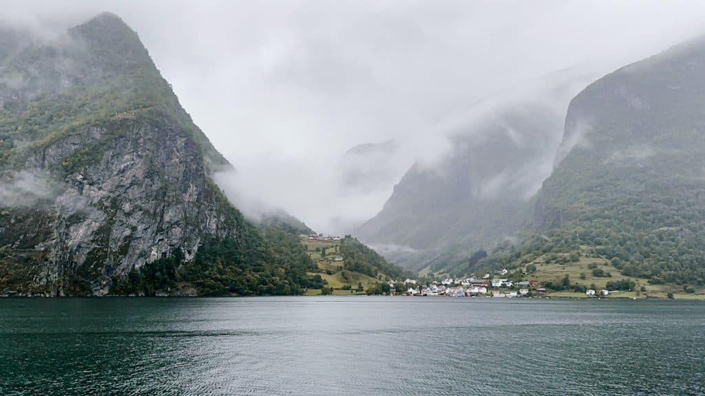 Crociera lungo il Nærøyfjord