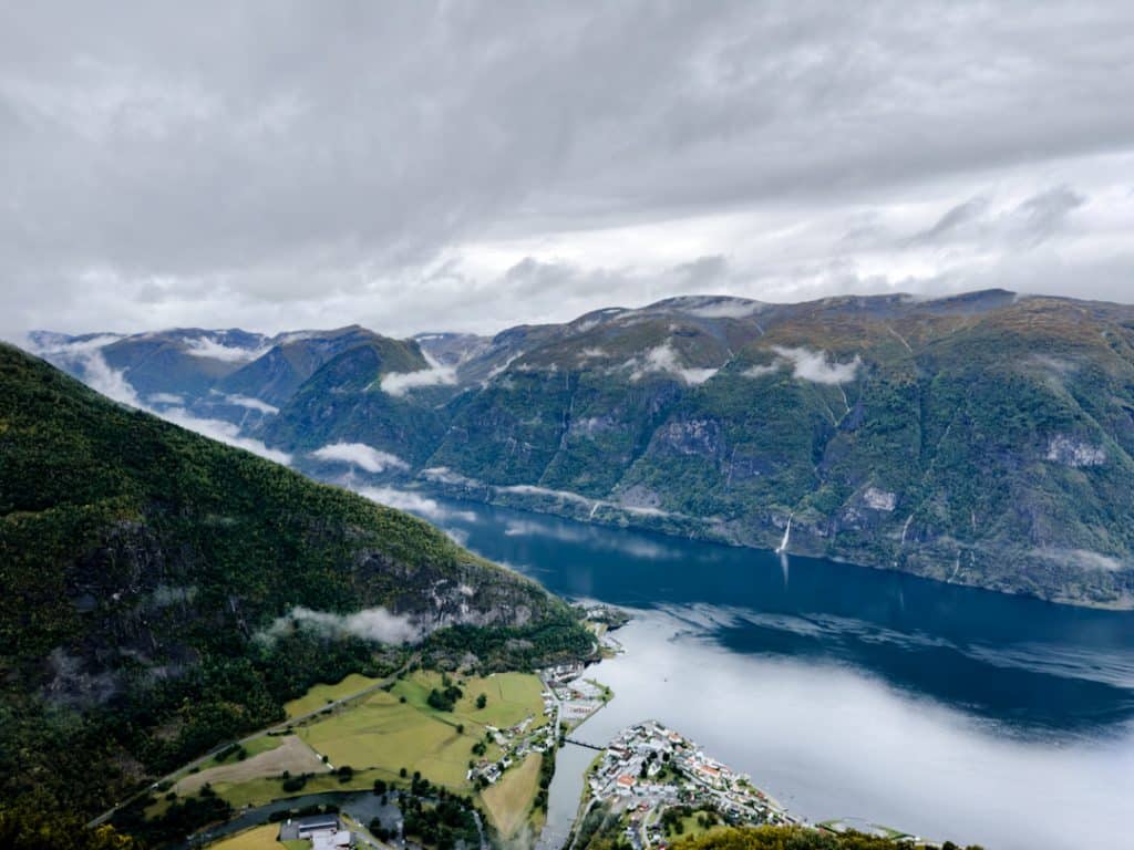 Fiordi norvegesi: itinerario alla scoperta di Bergen e del Sognefjord