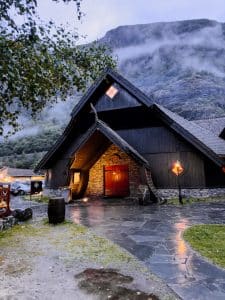 L'esterno dell'Æegir Bryggeri a Flam